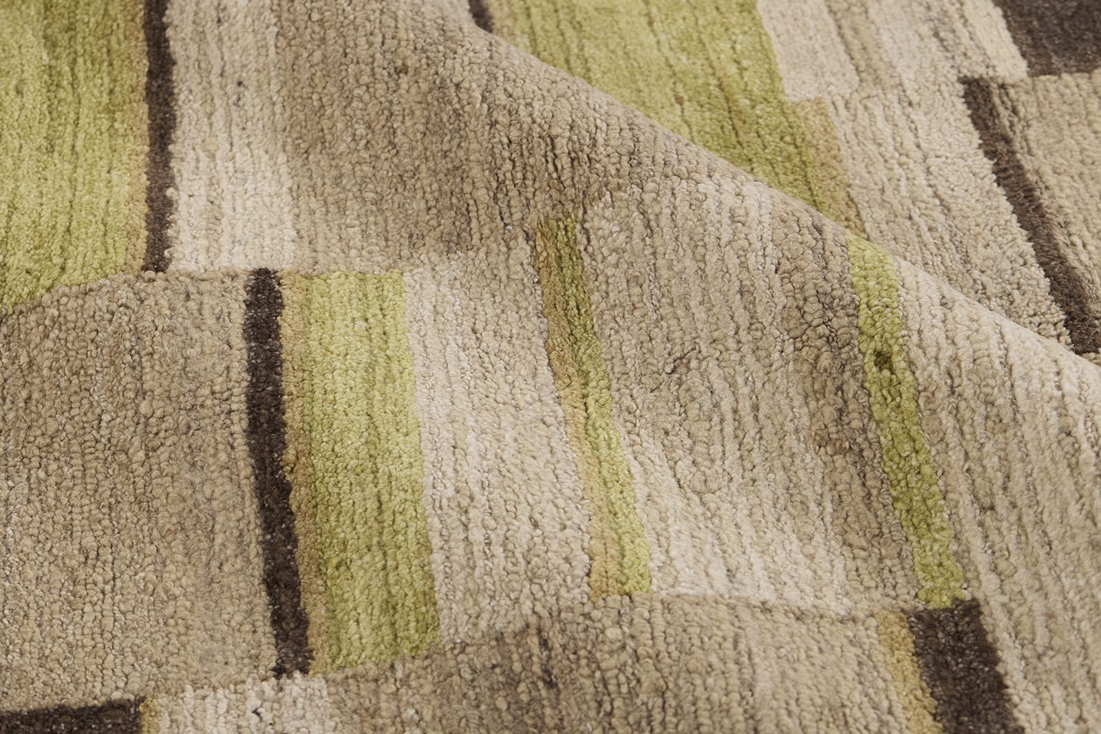 FALLEN TRIANGLE CHARTREUSE