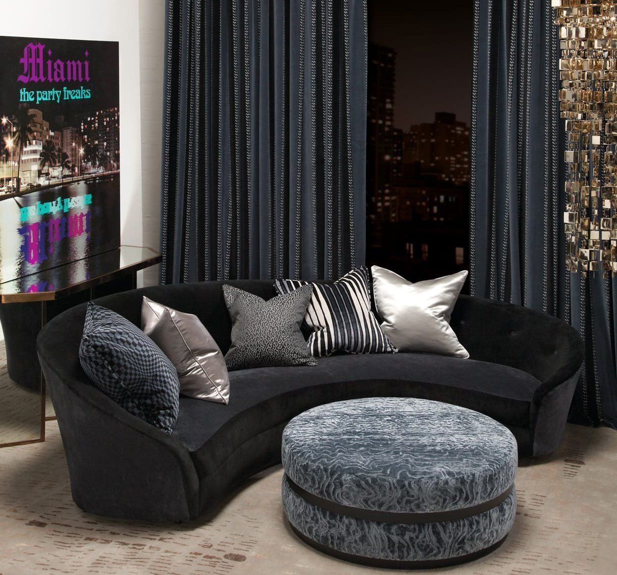 PRATI MOONLIGHT Lifestyle room-image Tufenkian Artisan Carpets
