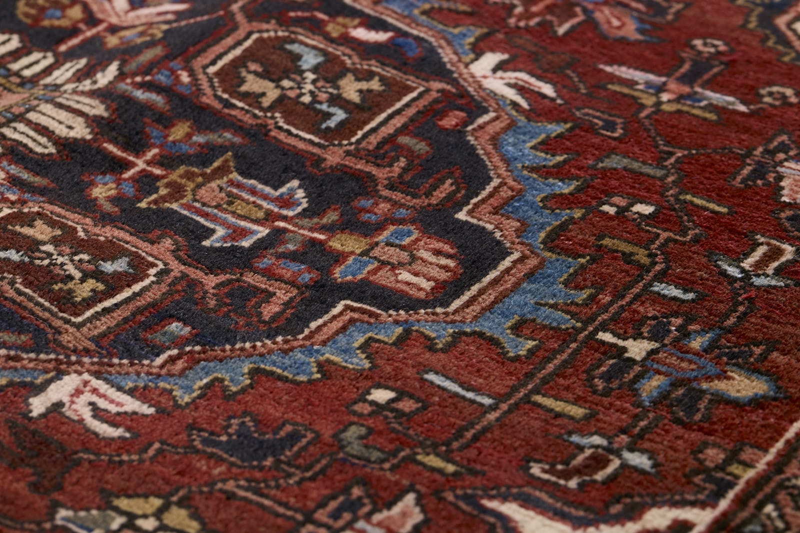 SEMI-ANTIQUE PERSIAN HERIZ  4' 11" X 6' 6"
