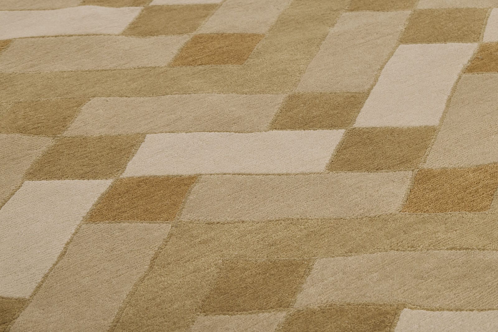 Geo Facet Honey Oat Detail 1