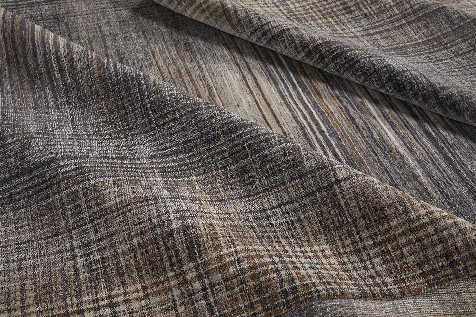 INTERWOVEN DENIM