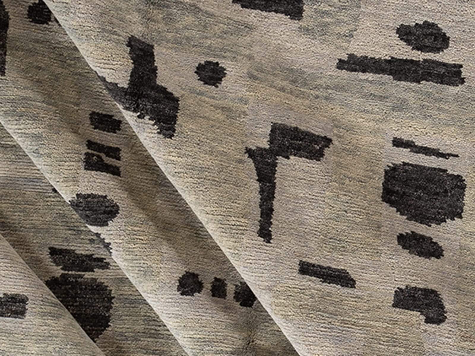BAKUBA GREY BLACK Product Tufenkian Artisan Carpets 