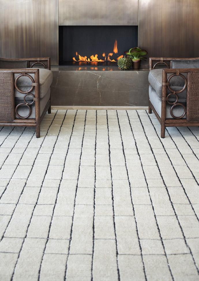 BLIPMARKS NEUTRAL Lifestyle room-image Tufenkian Artisan Carpets 