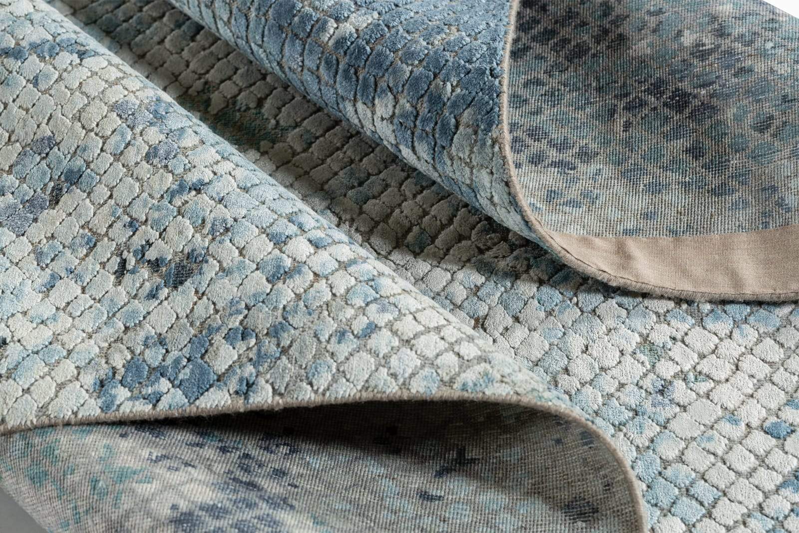 FOUNDRY CORNFLOWER Product Tufenkian Artisan Carpets 