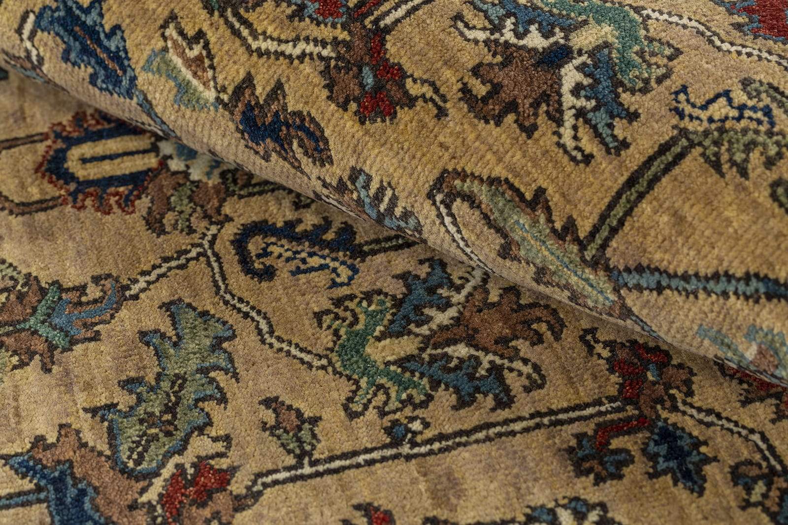 JT03-2C CLASSIC HERIZ CAMEL 4x6 Product Tufenkian Artisan Carpets 