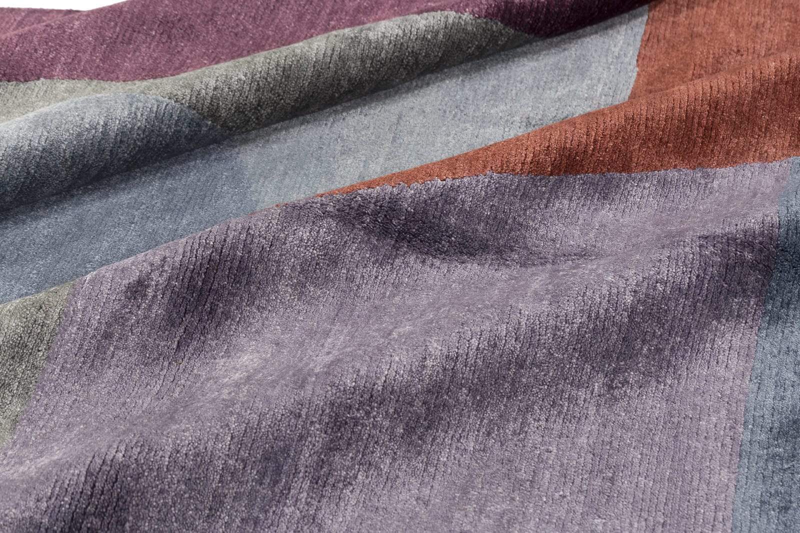 MARTINE PLUM Product Tufenkian Artisan Carpets 
