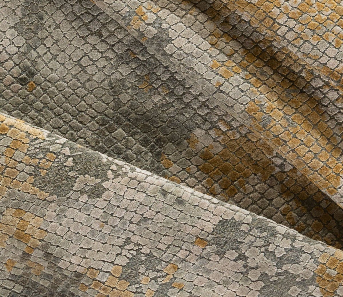 PATINA GREEN Products Tufenkian Artisan Carpets 