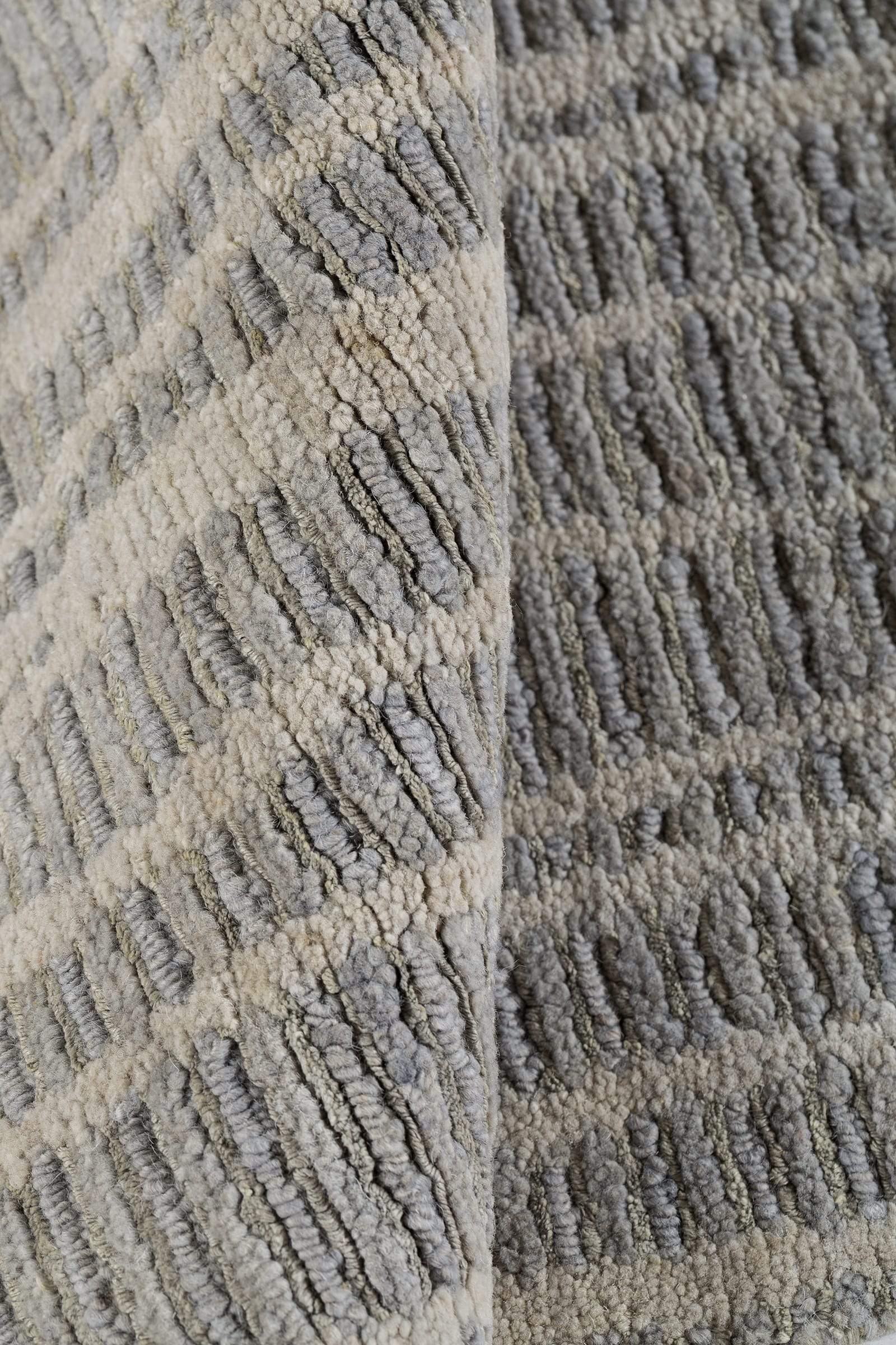 RAYS II LIGHT GREY Product Tufenkian Artisan Carpets 