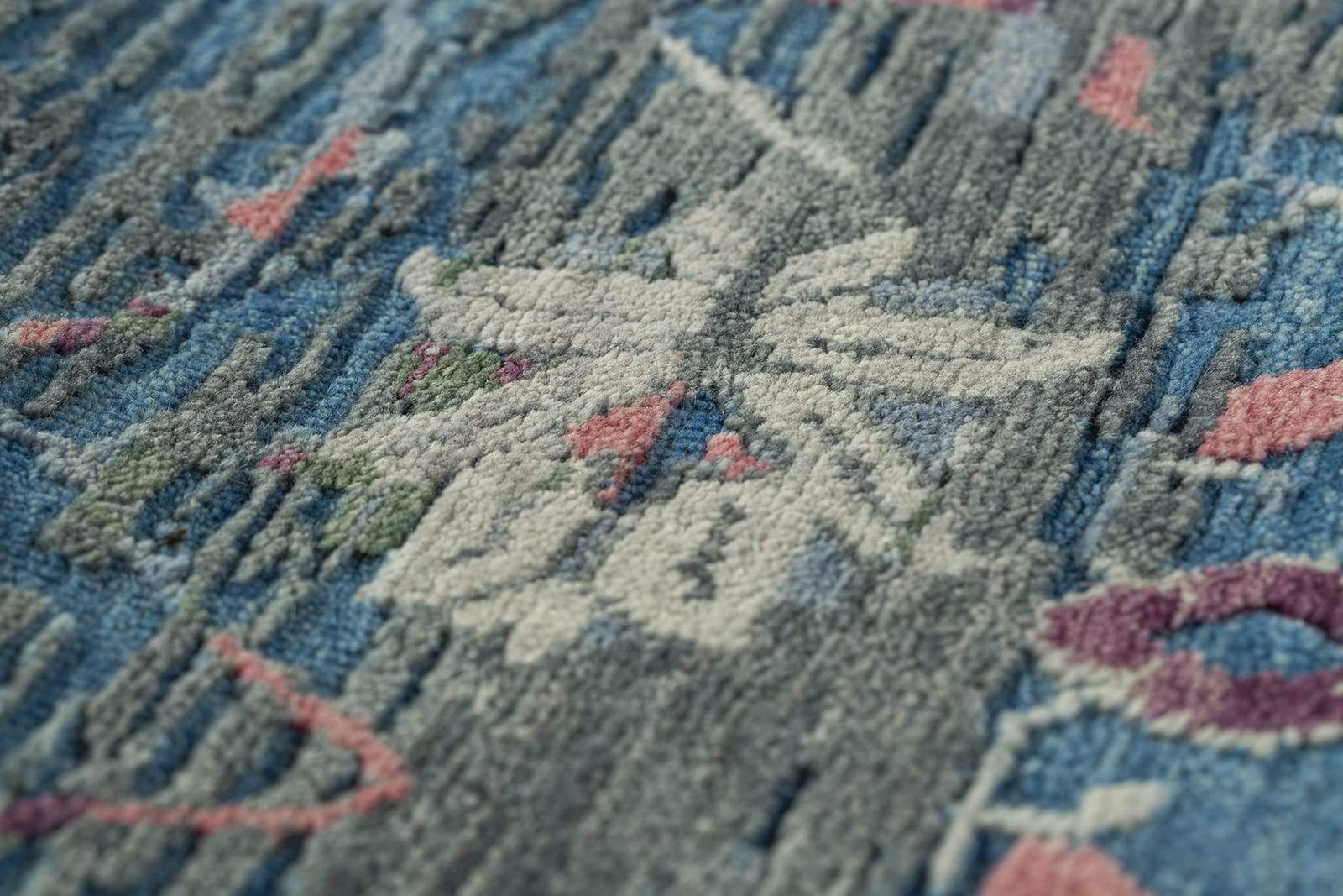 SAMARKAND II BLUE ROSE 4x6 Product Tufenkian Artisan Carpets 